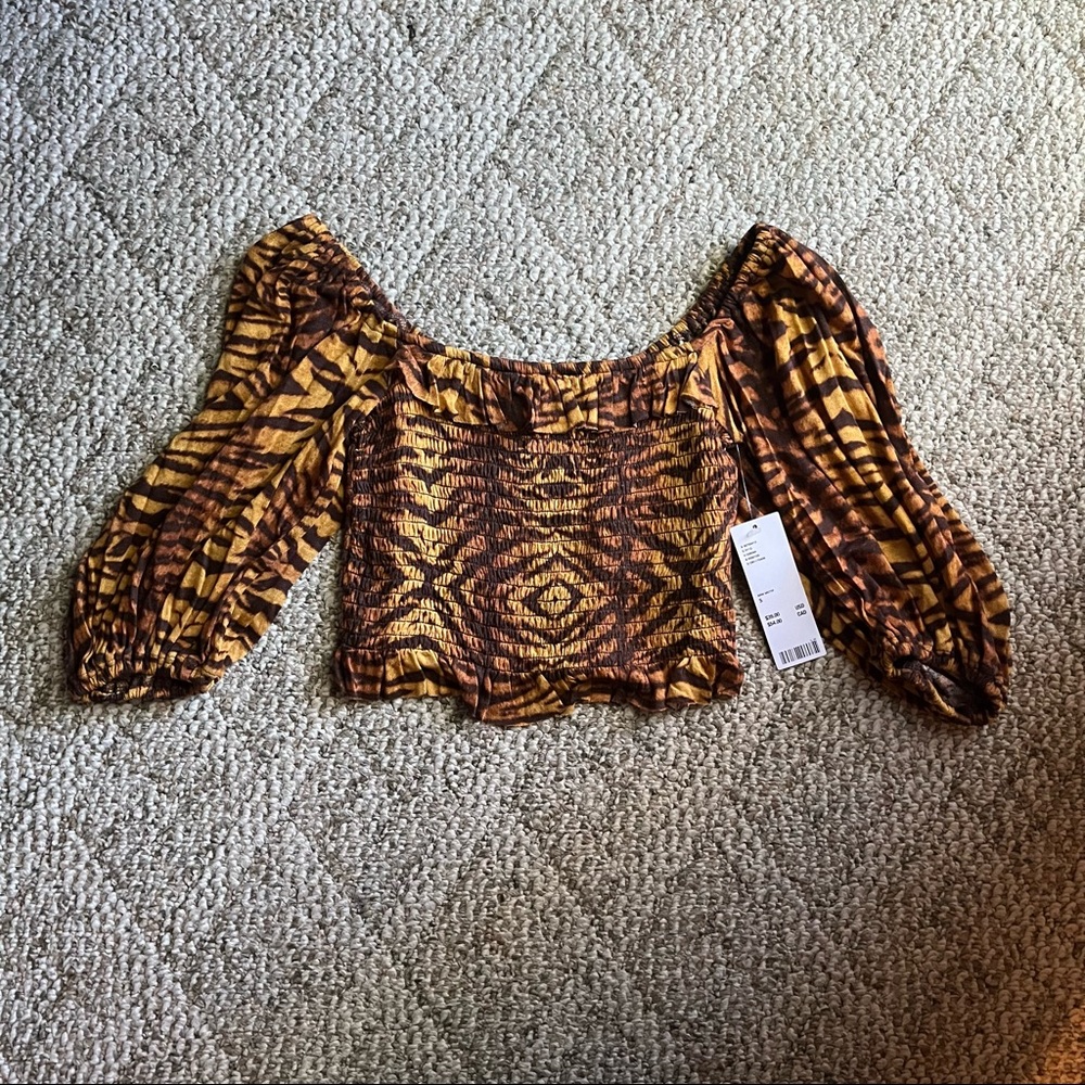 Urban Outfitters Tiger Stripe Off the Shoulder Top S